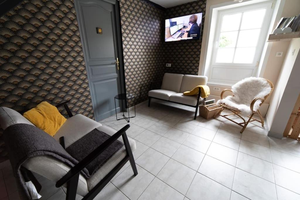 Domaine Des Demoiselles - Gite Et Spa Hauteville  Exteriör bild