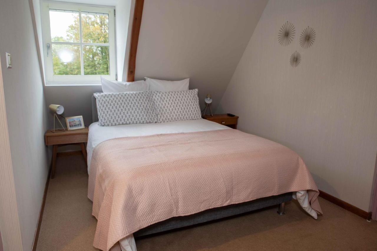 Domaine Des Demoiselles - Gite Et Spa Hauteville  Exteriör bild
